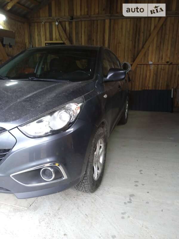 2010 hyundai ix35