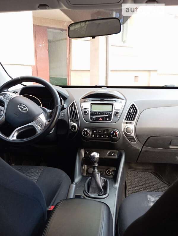 2010 hyundai ix35