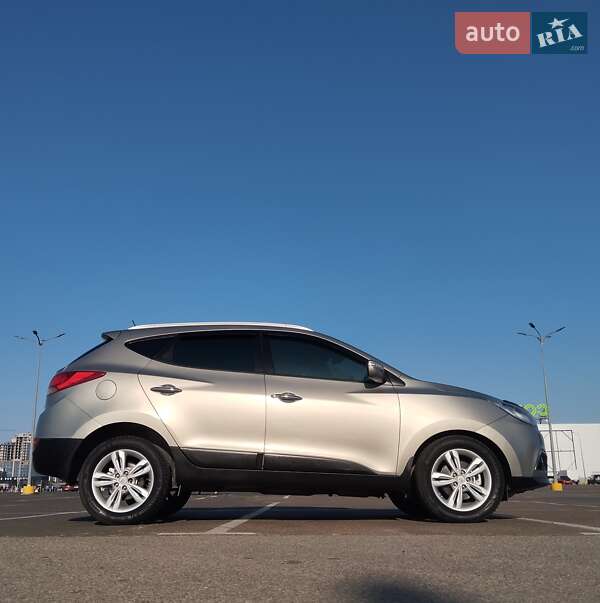 2010 hyundai ix35