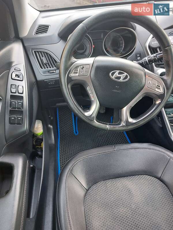 2011 hyundai ix35