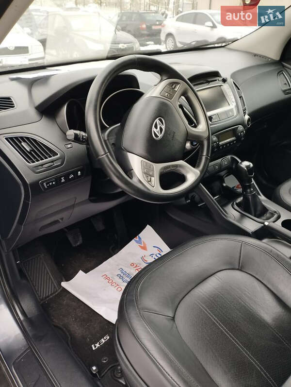 2010 hyundai ix35