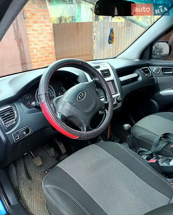 2008 kia sportage