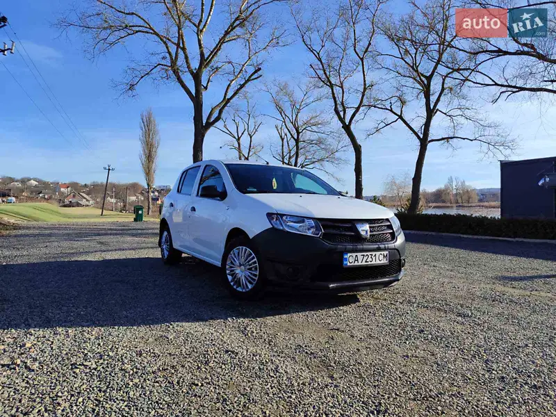 2015 dacia sandero