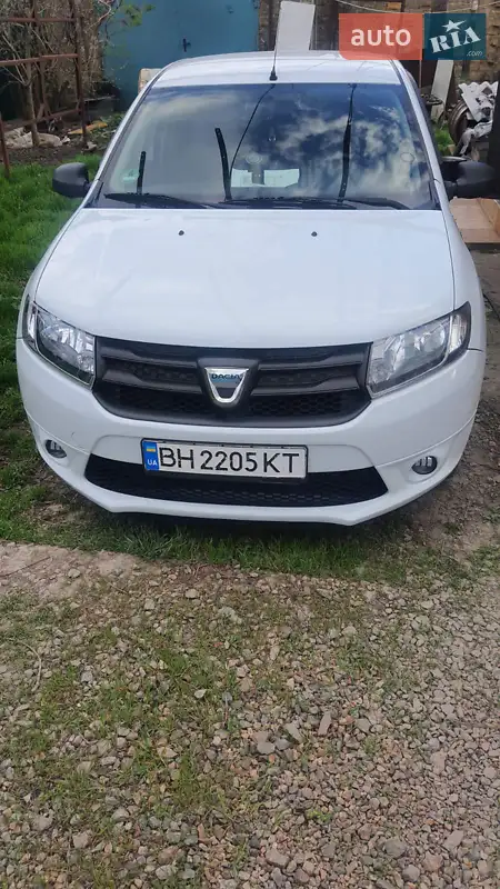 2013 dacia sandero