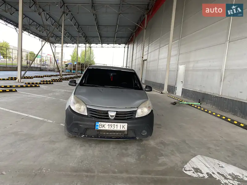 2010 dacia sandero