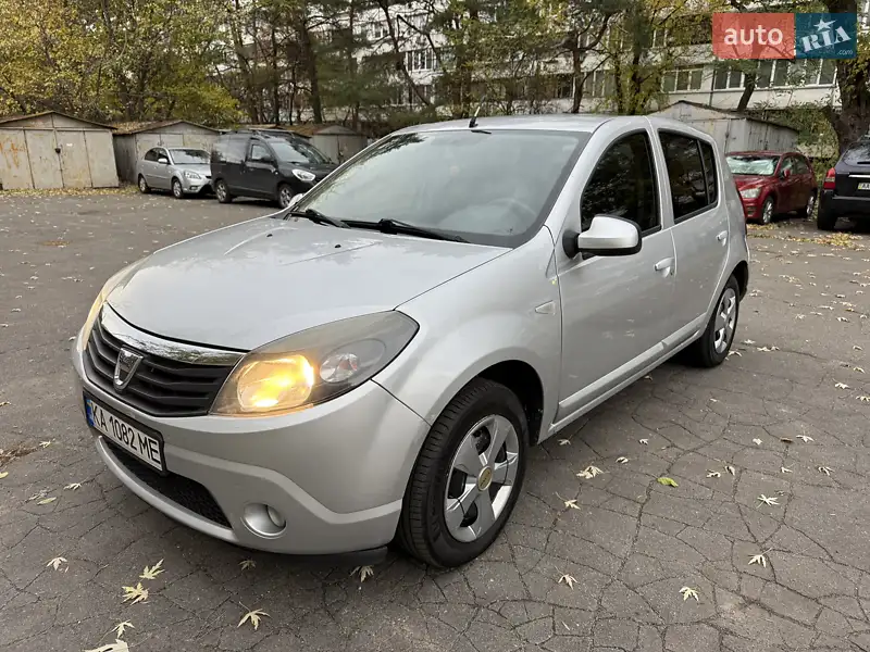 2011 dacia sandero