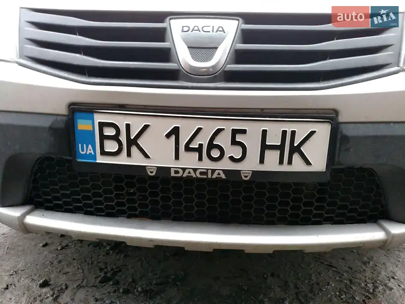 2012 dacia sandero
