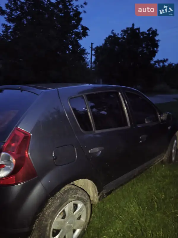 2009 dacia sandero