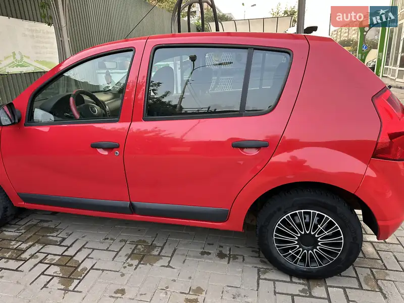 2009 dacia sandero