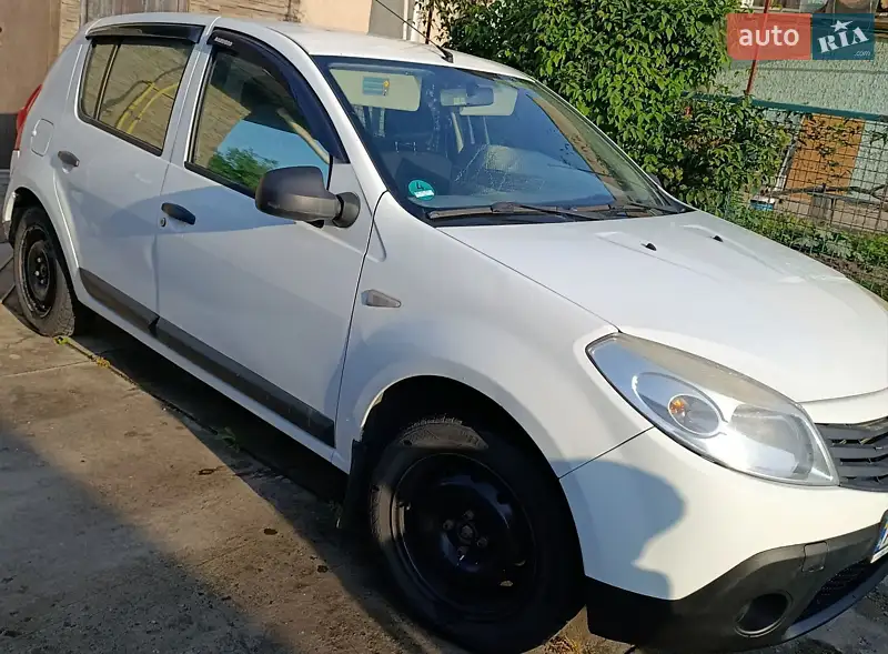 2009 dacia sandero