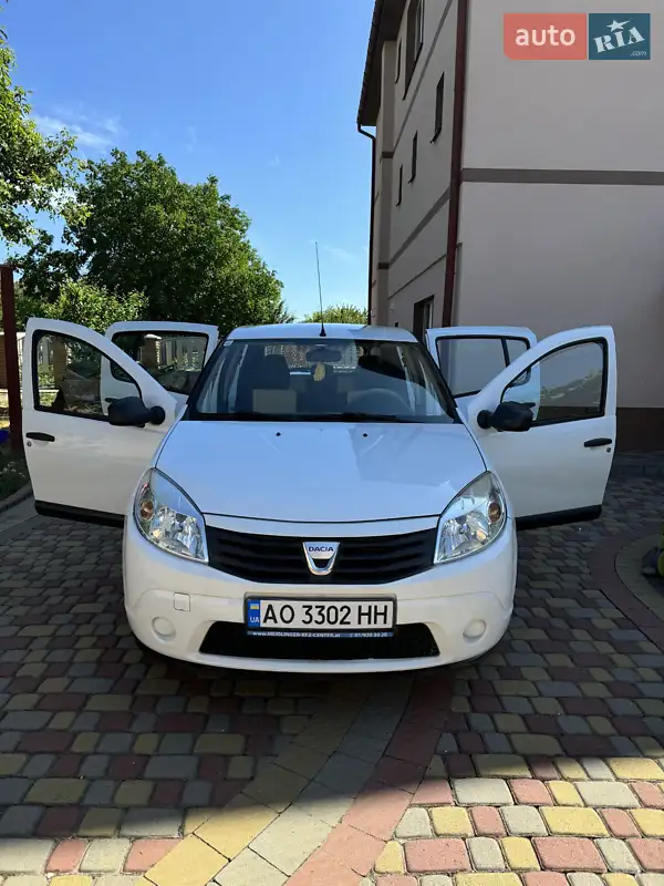 2009 dacia sandero