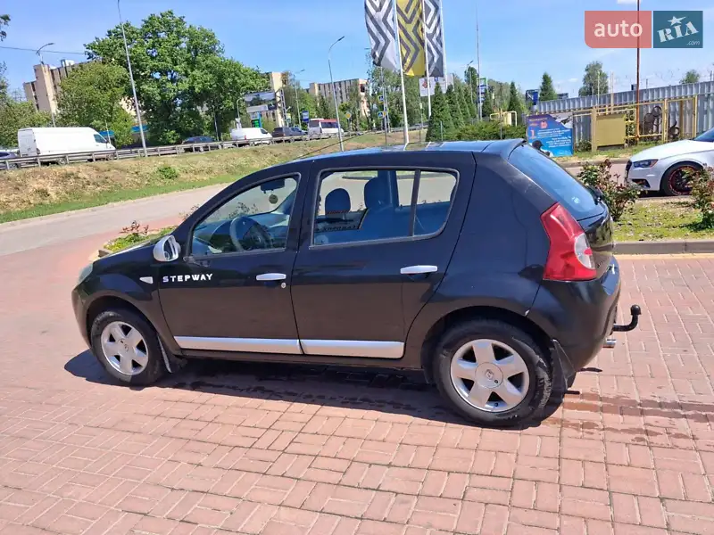 2011 dacia sandero