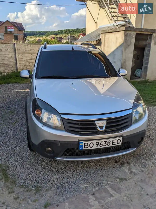 2010 dacia sandero