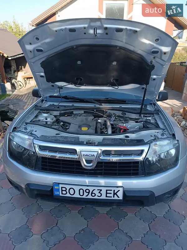 2010 dacia duster