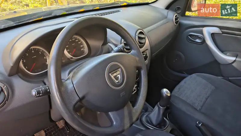 2011 dacia duster