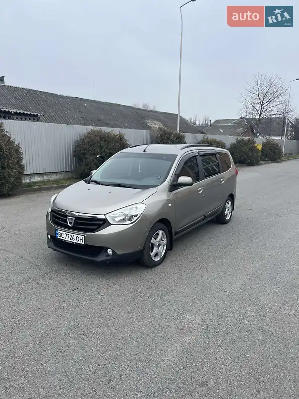 2013 dacia lodgy