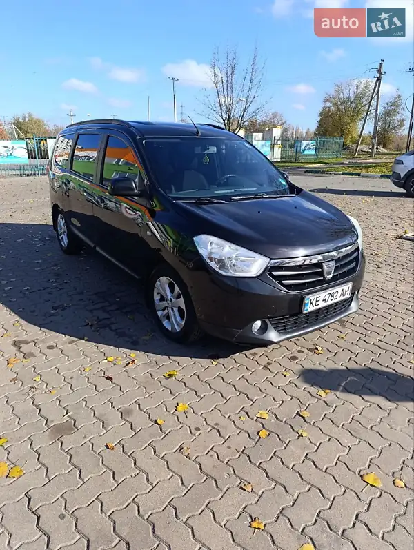 2013 dacia lodgy