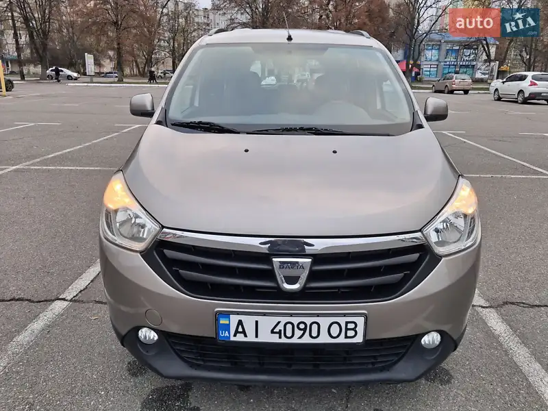 2012 dacia lodgy