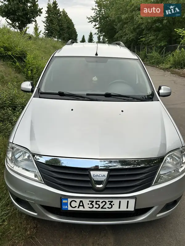 2009 dacia logan