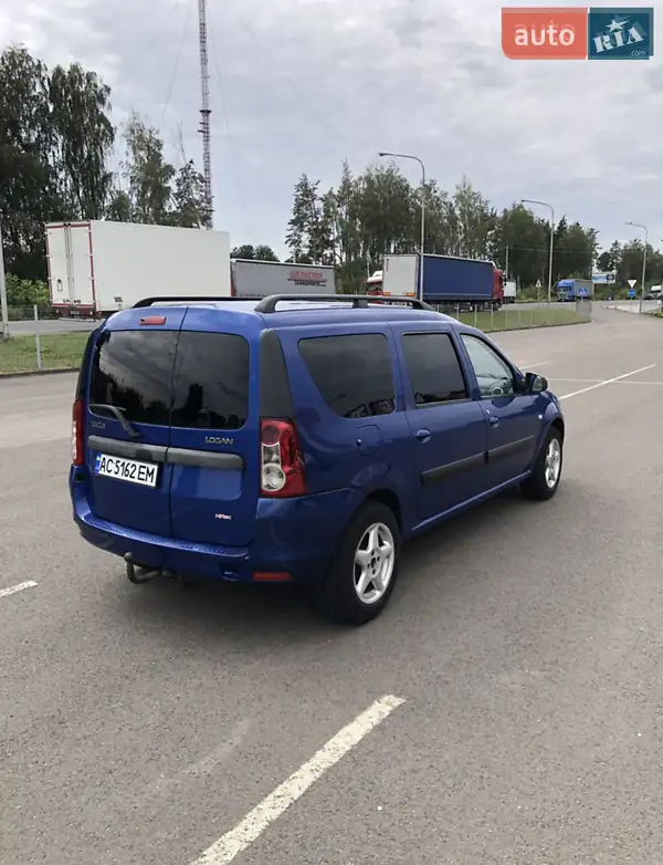 2011 dacia logan