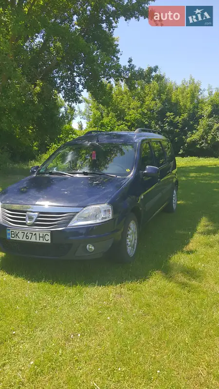 2011 dacia logan