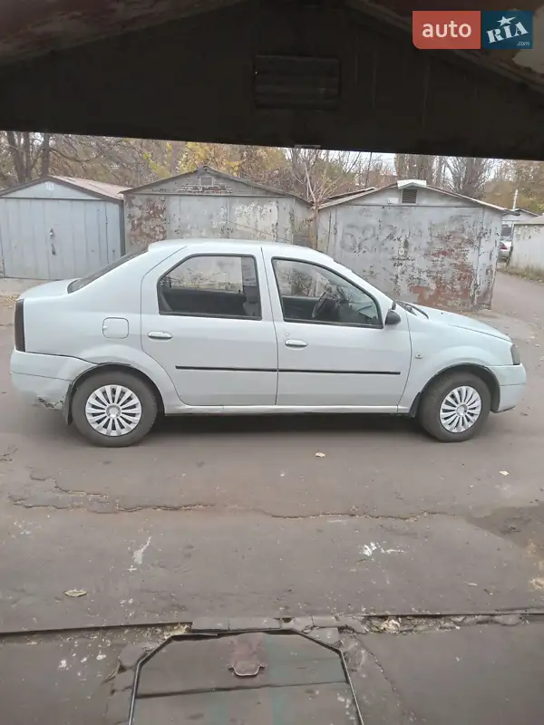 2008 dacia logan