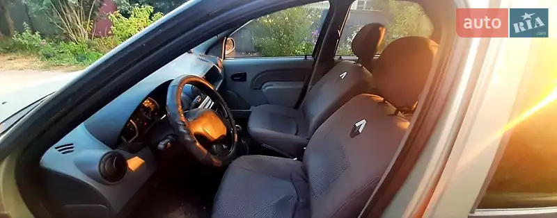 2007 dacia logan