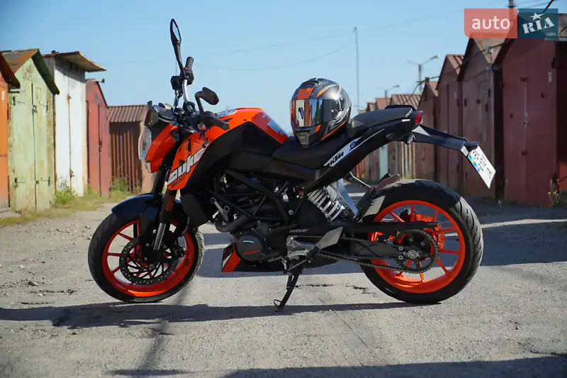 2021 ktm 200 duke