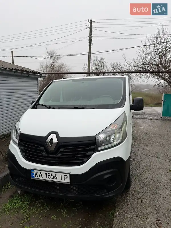 2015 renault trafic