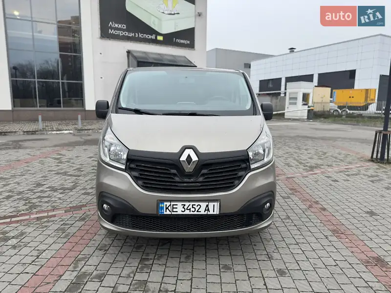 2015 renault trafic