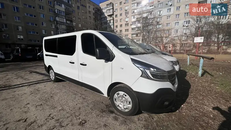 2021 renault trafic