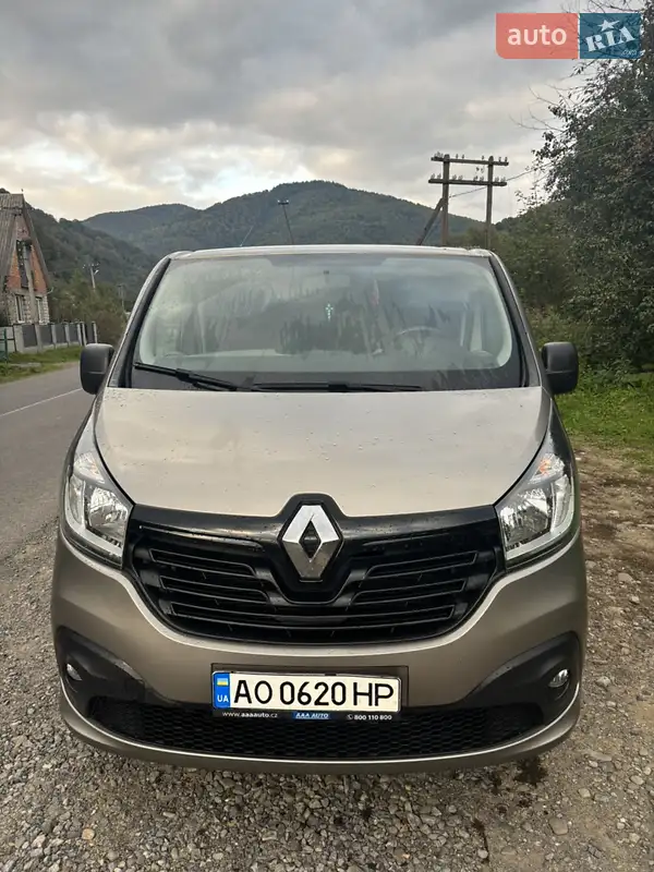 2015 renault trafic
