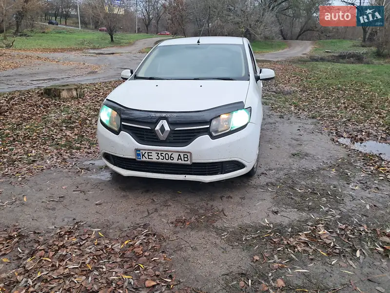 2013 renault logan