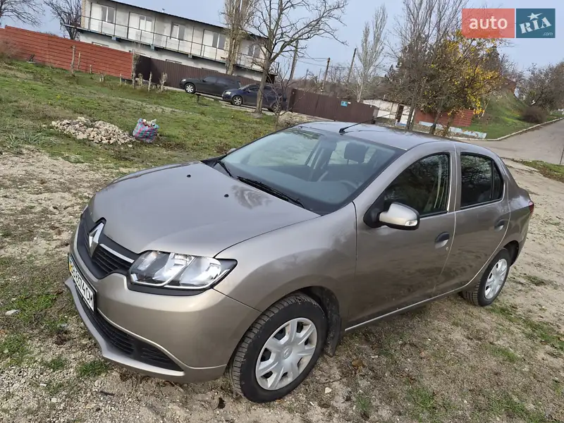 2013 renault logan