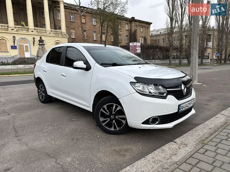 2013 renault logan