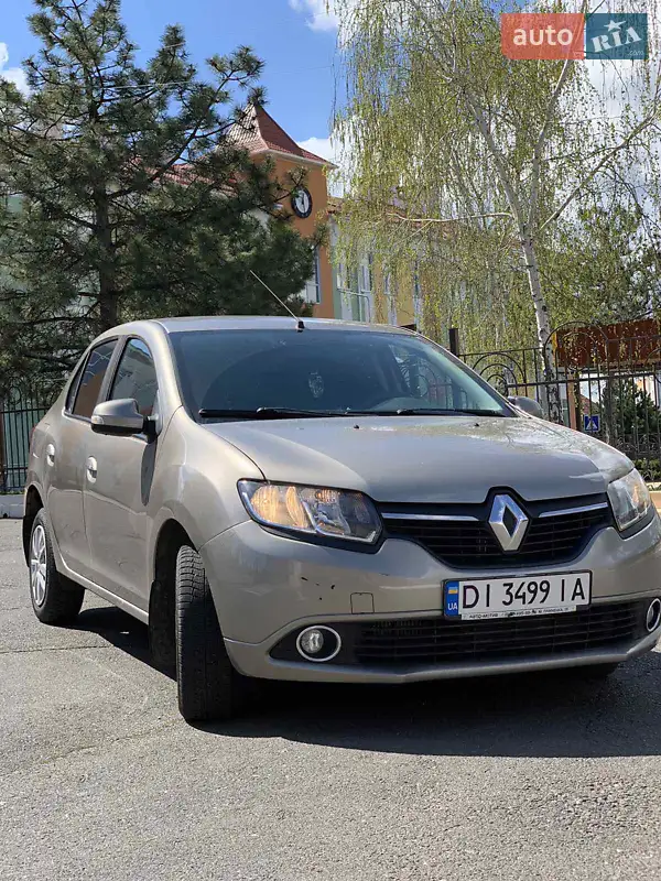 2013 renault logan