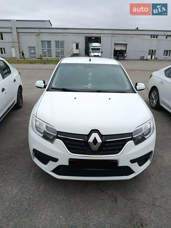 2019 renault logan