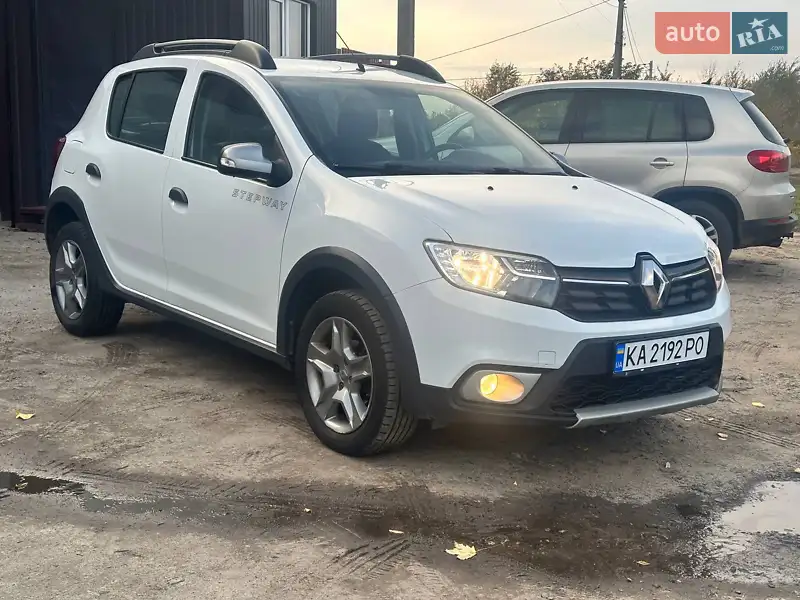 2021 renault sandero