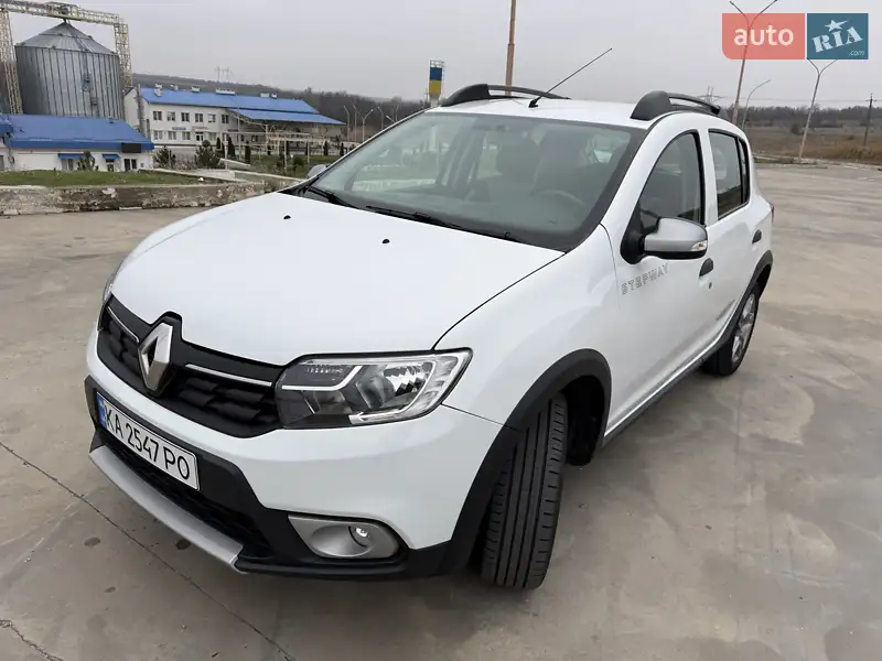 2021 renault sandero