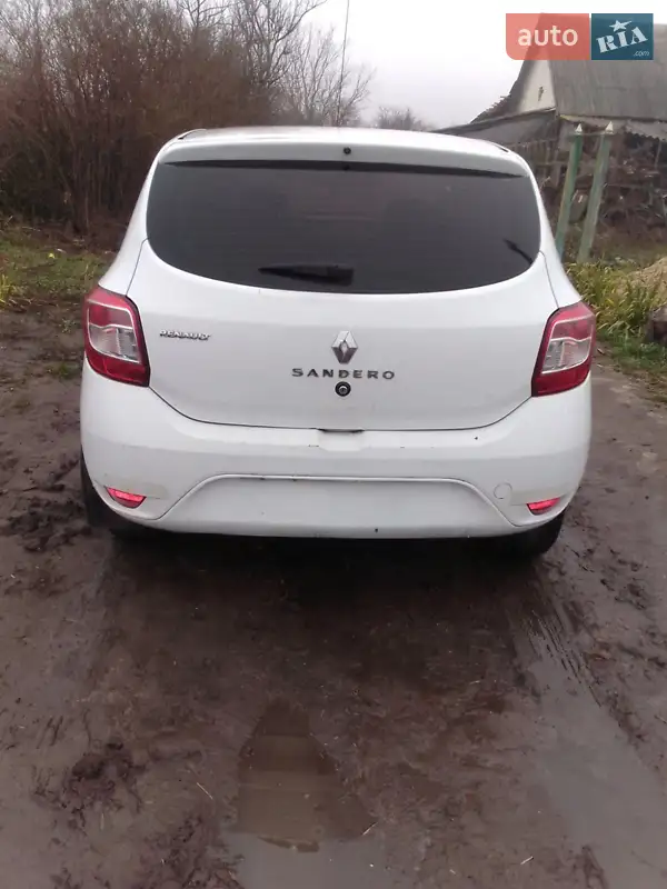 2014 renault sandero