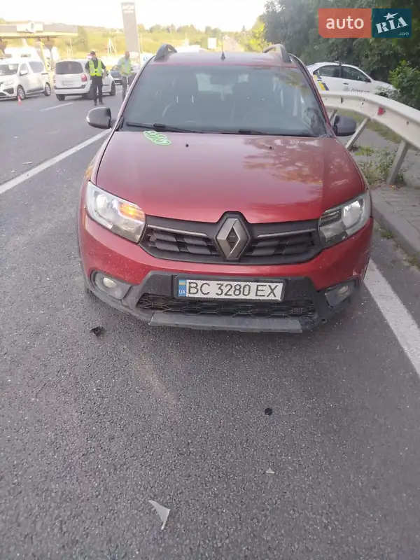 2017 renault sandero