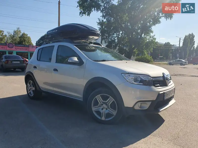 2018 renault sandero