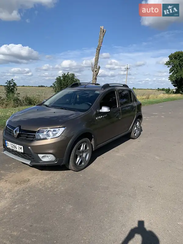 2019 renault sandero