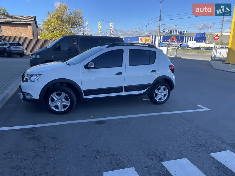 2021 renault sandero