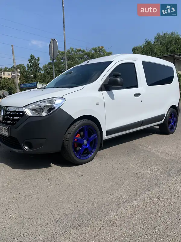 2020 renault dokker