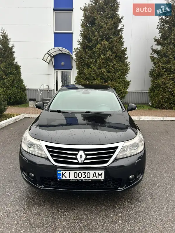 2010 renault latitude