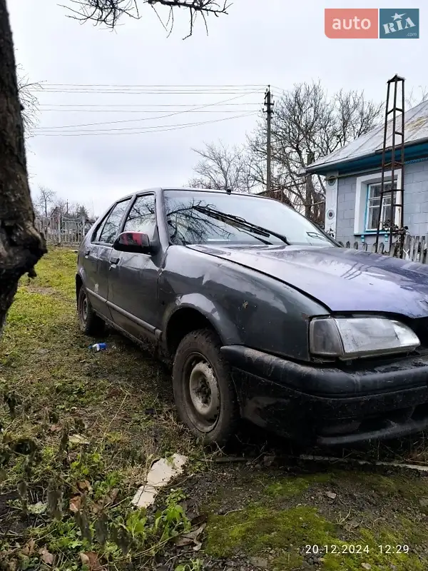 1992 renault 19