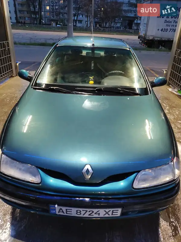 1998 renault laguna