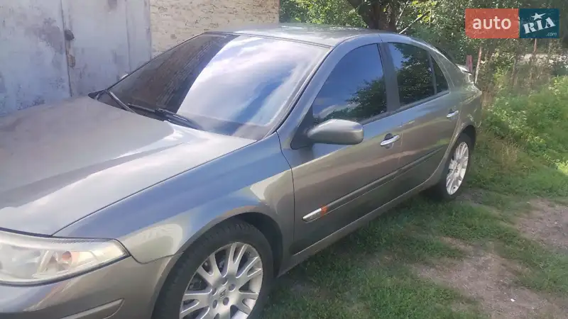 2004 renault laguna