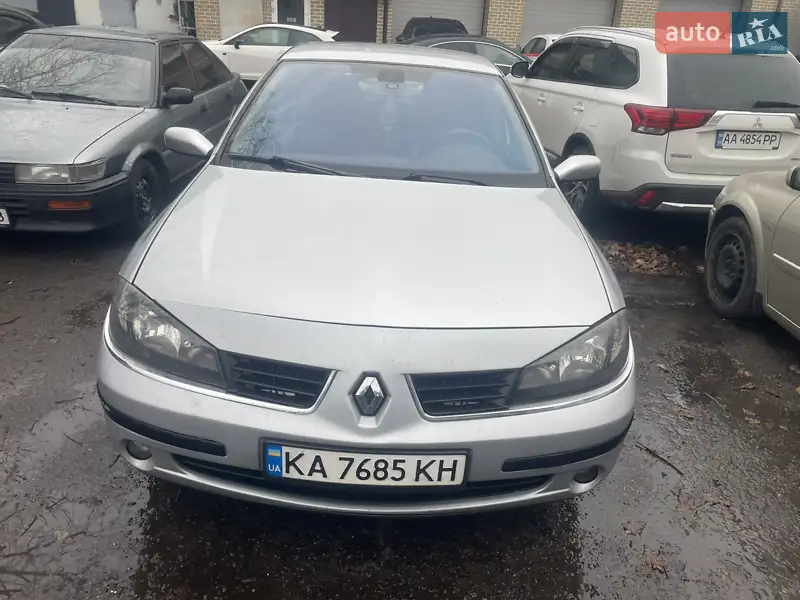 2005 renault laguna